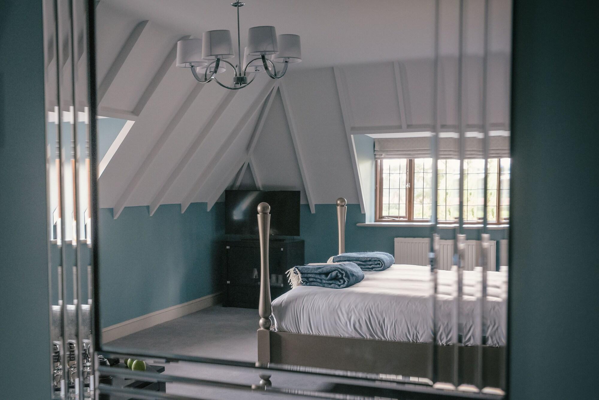 Hogarths Stone Manor Hotel Kidderminster Bagian luar foto