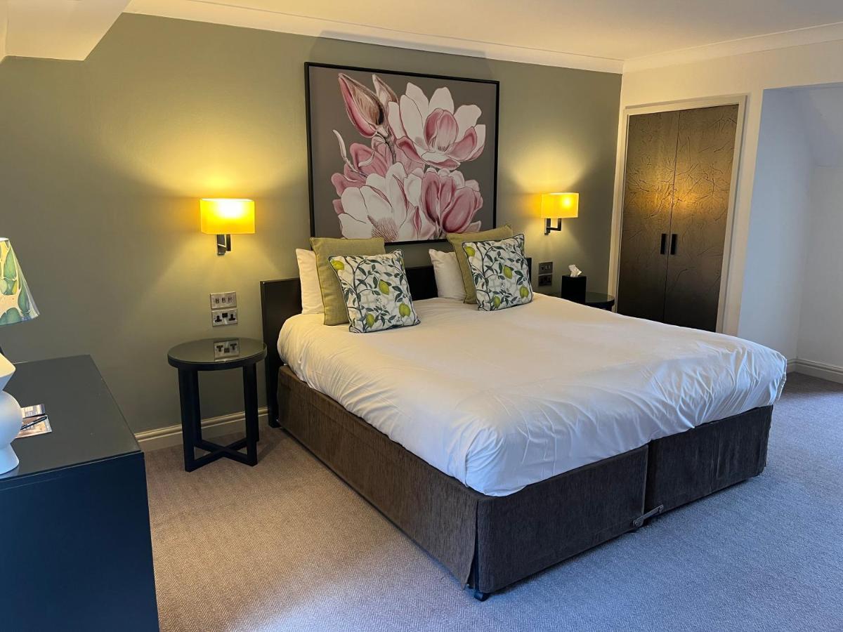 Hogarths Stone Manor Hotel Kidderminster Bagian luar foto