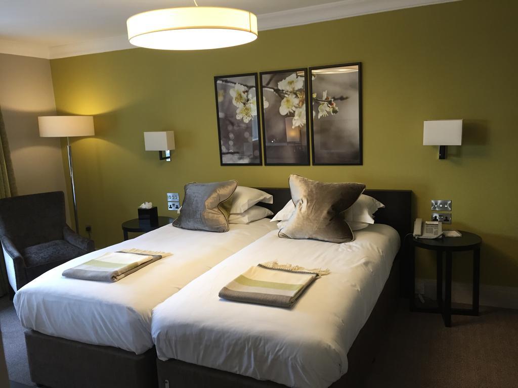 Hogarths Stone Manor Hotel Kidderminster Bagian luar foto