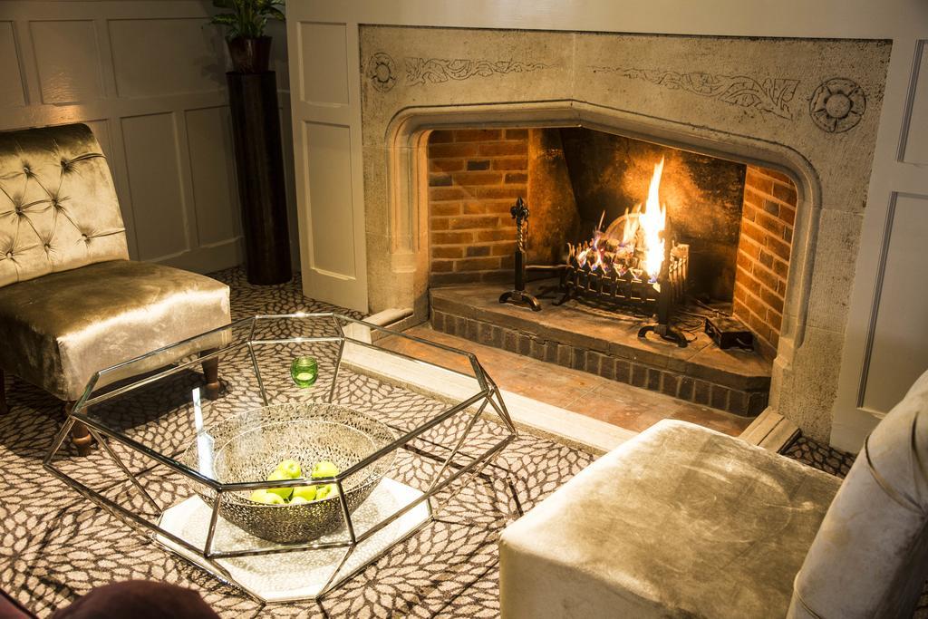 Hogarths Stone Manor Hotel Kidderminster Bagian luar foto