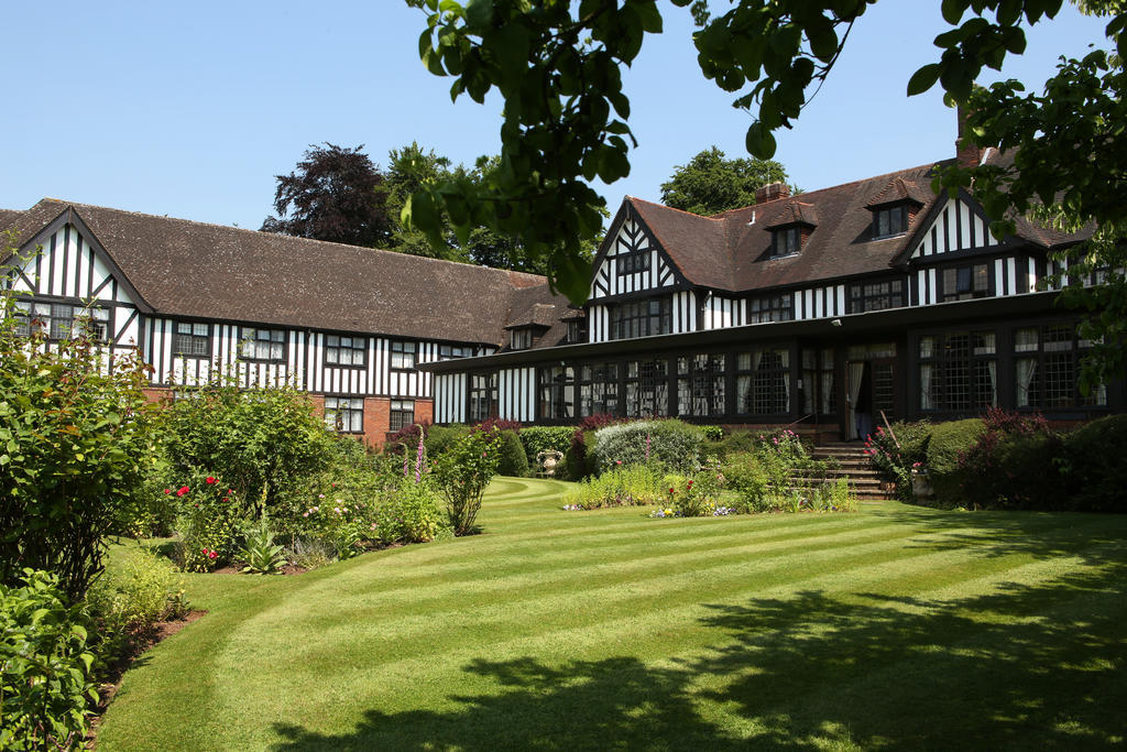 Hogarths Stone Manor Hotel Kidderminster Bagian luar foto